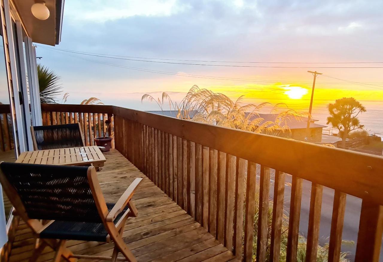 Kaka Point Spa Accommodation - Catlins Bagian luar foto