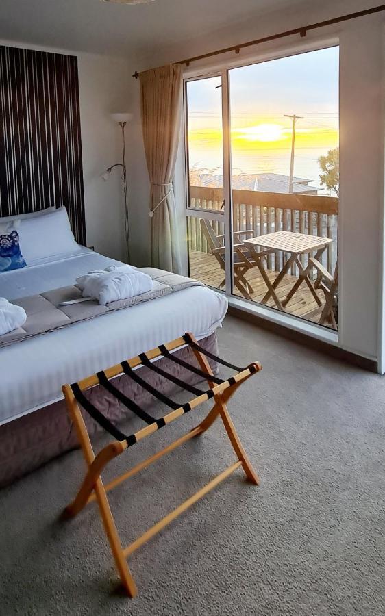 Kaka Point Spa Accommodation - Catlins Bagian luar foto